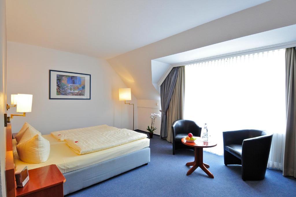 Hotel Stadt นอร์เดอร์ชเตดท์ ภายนอก รูปภาพ